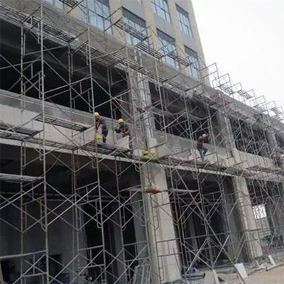建筑幕墙结构安装的过程